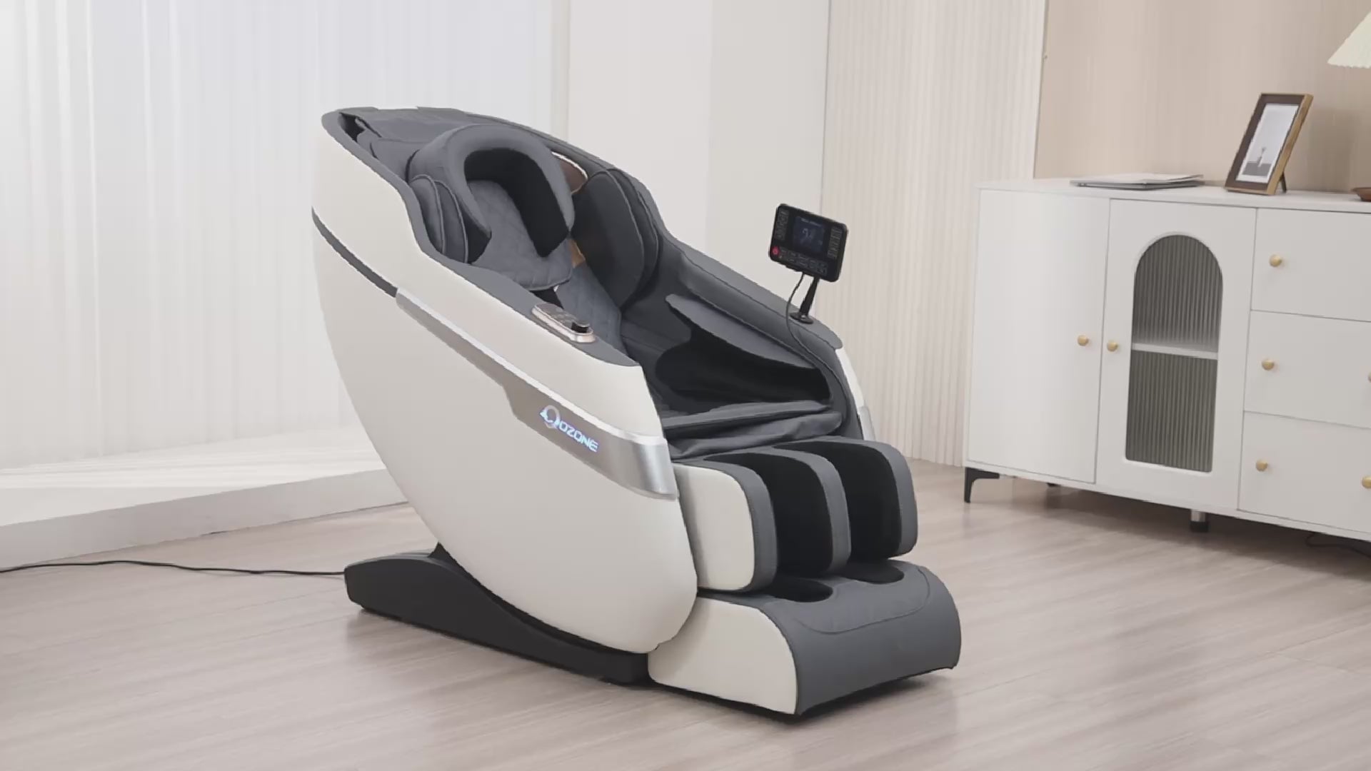 OZONE 4D Iyasu Massage Chair